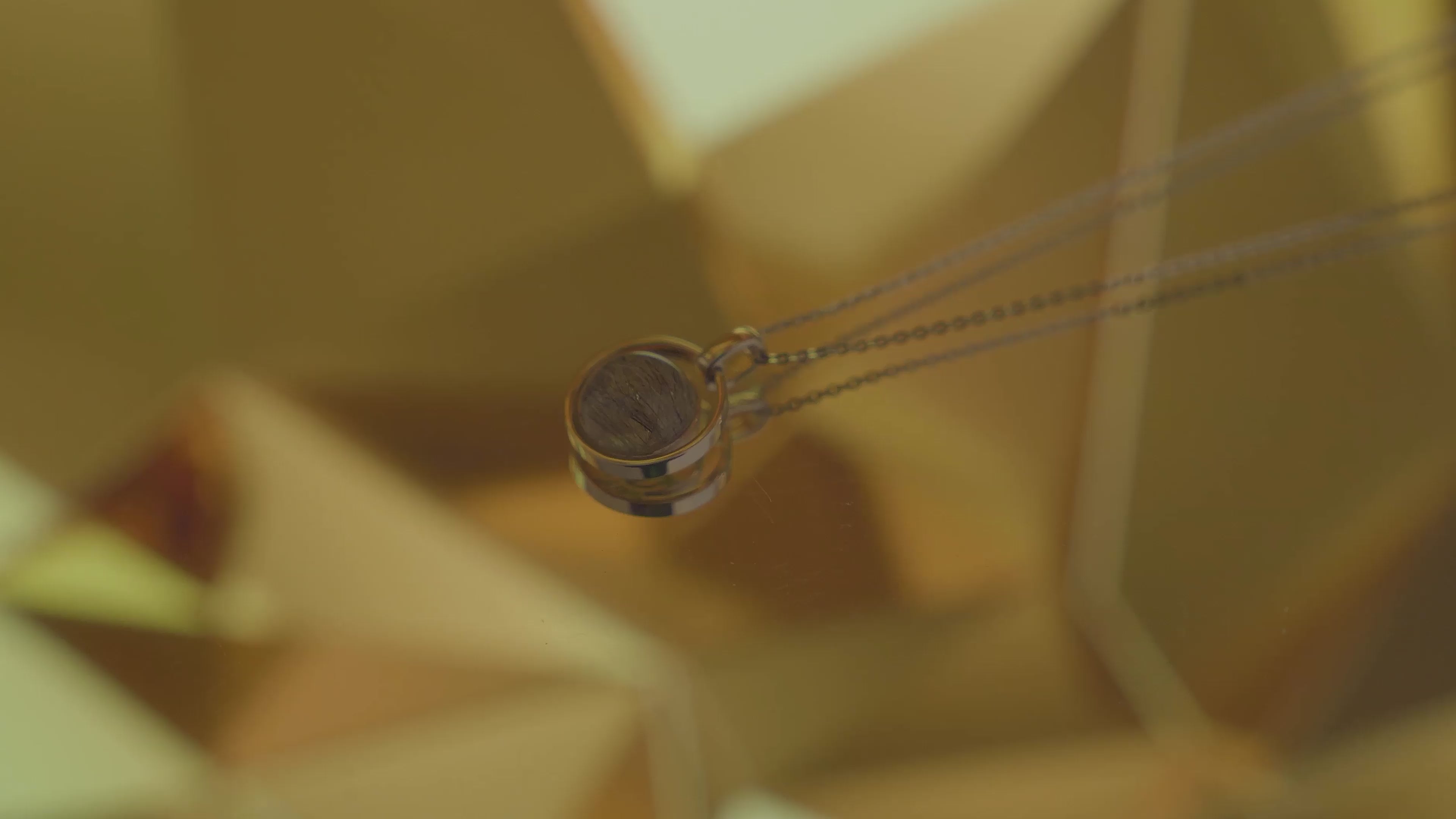 14k Solid Gold Moonlight